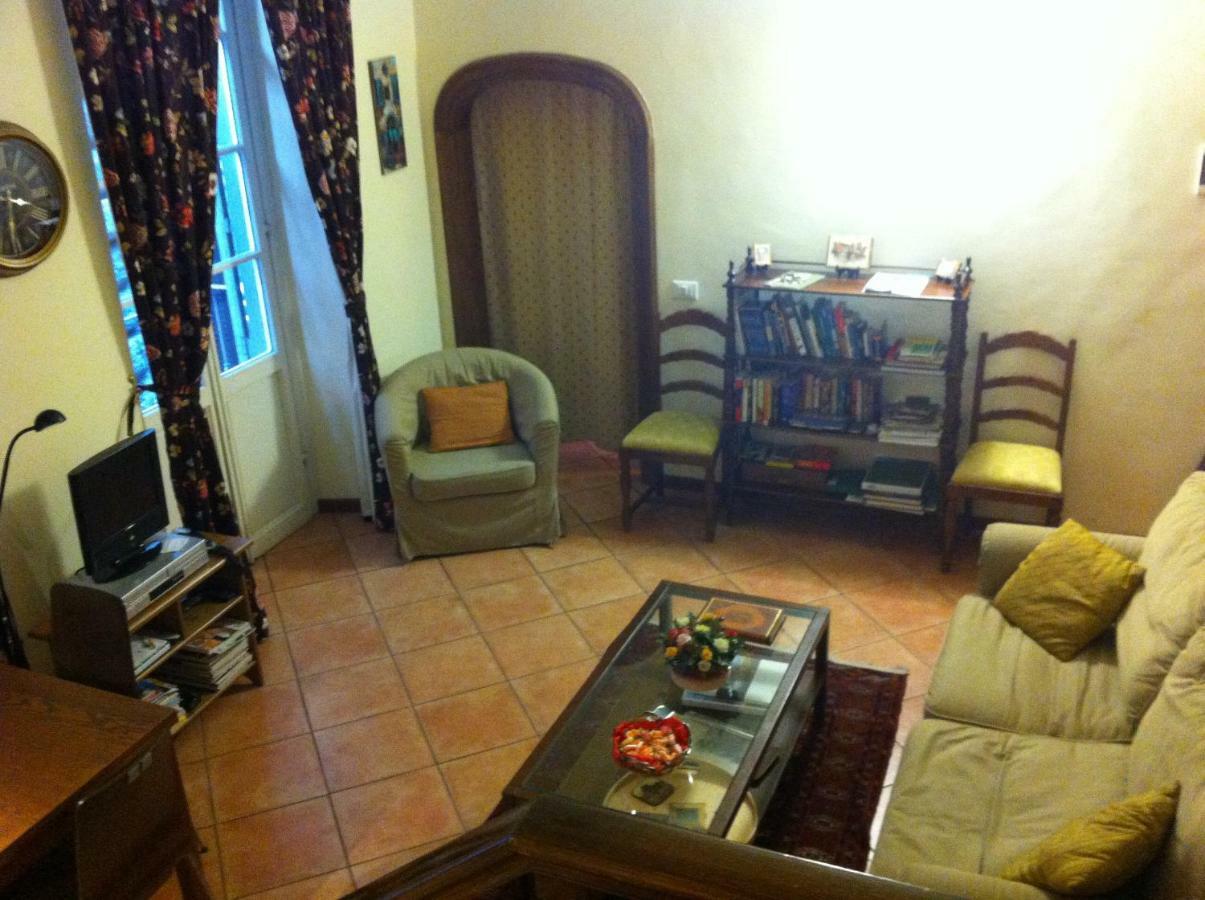 Ferienwohnung Leoni Florenz Exterior foto